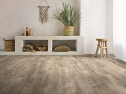 203-podlogi-winylowe-LVT-Radom-300x225