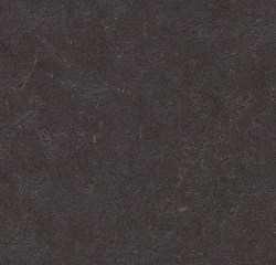 4663